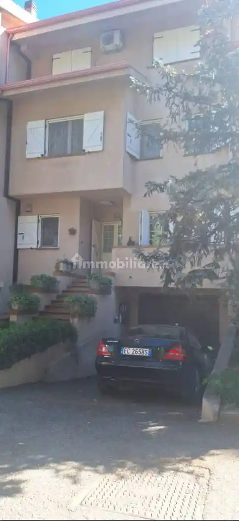 Villa a schiera via Leonida Repaci 3, Roges, Rende - foto 2