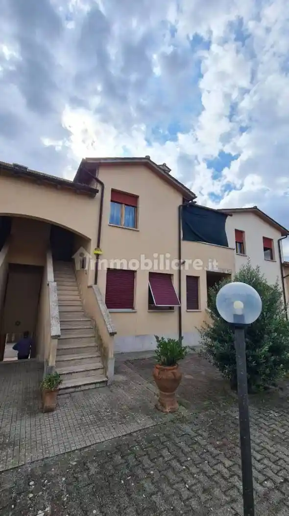 Appartamento in vendita a Montalcino