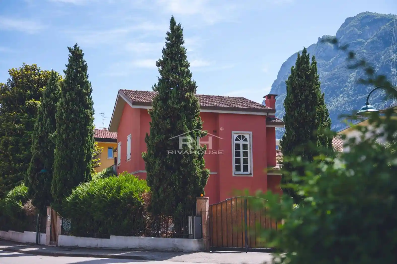 Villa in vendita a Riva del Garda