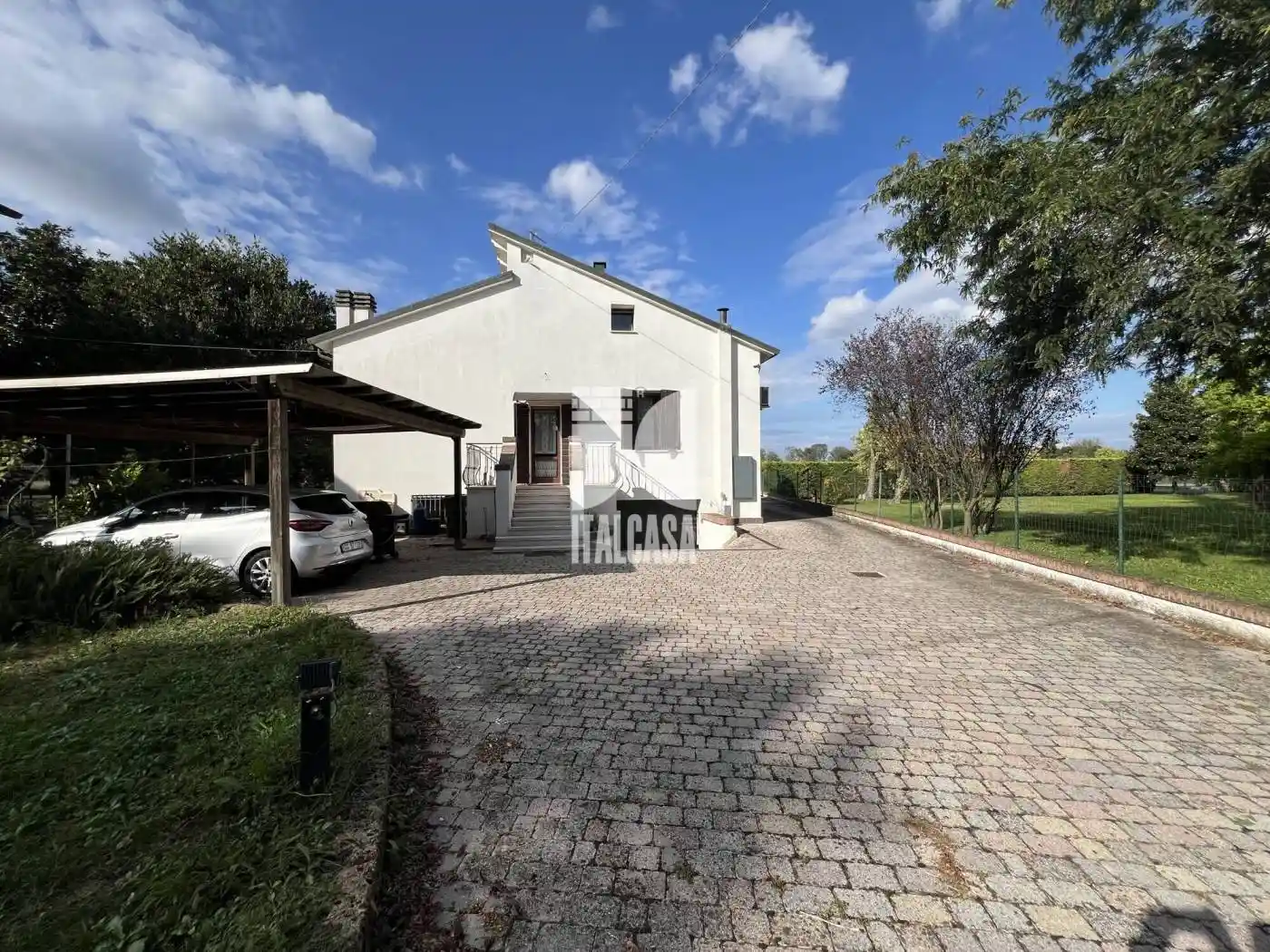 Villa in vendita a Curtatone