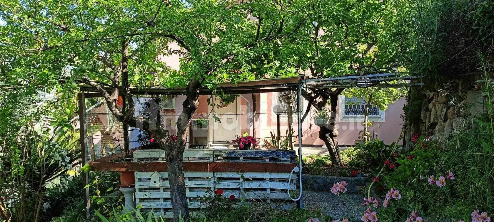 Casa indipendente in vendita a Ventimiglia