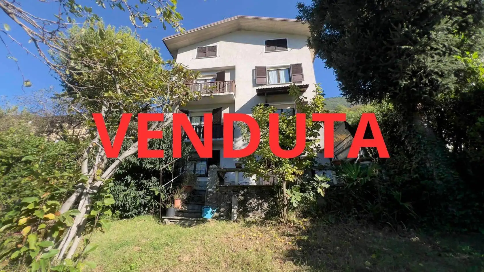 Villa in vendita a Berbenno di Valtellina