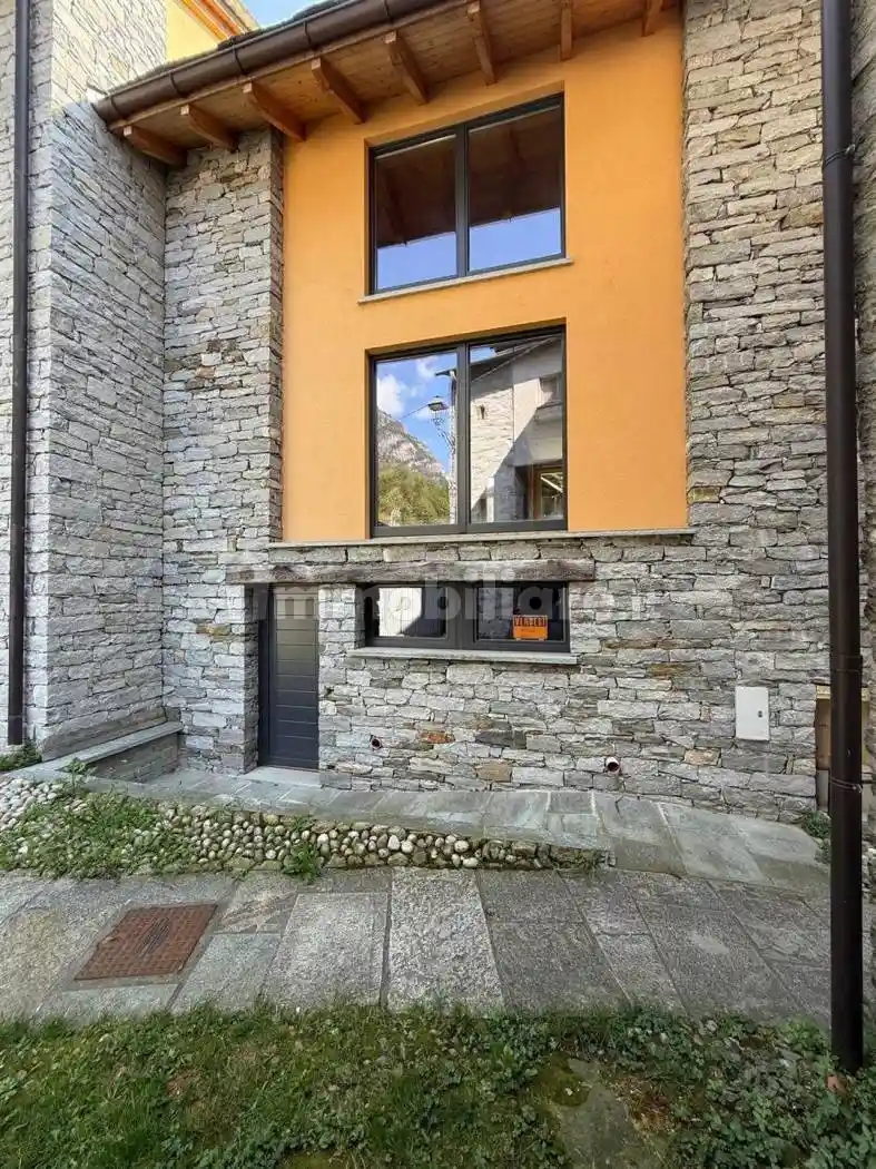 Terratetto unifamiliare via Case Foratti, Villa, Villa di Chiavenna - foto 3