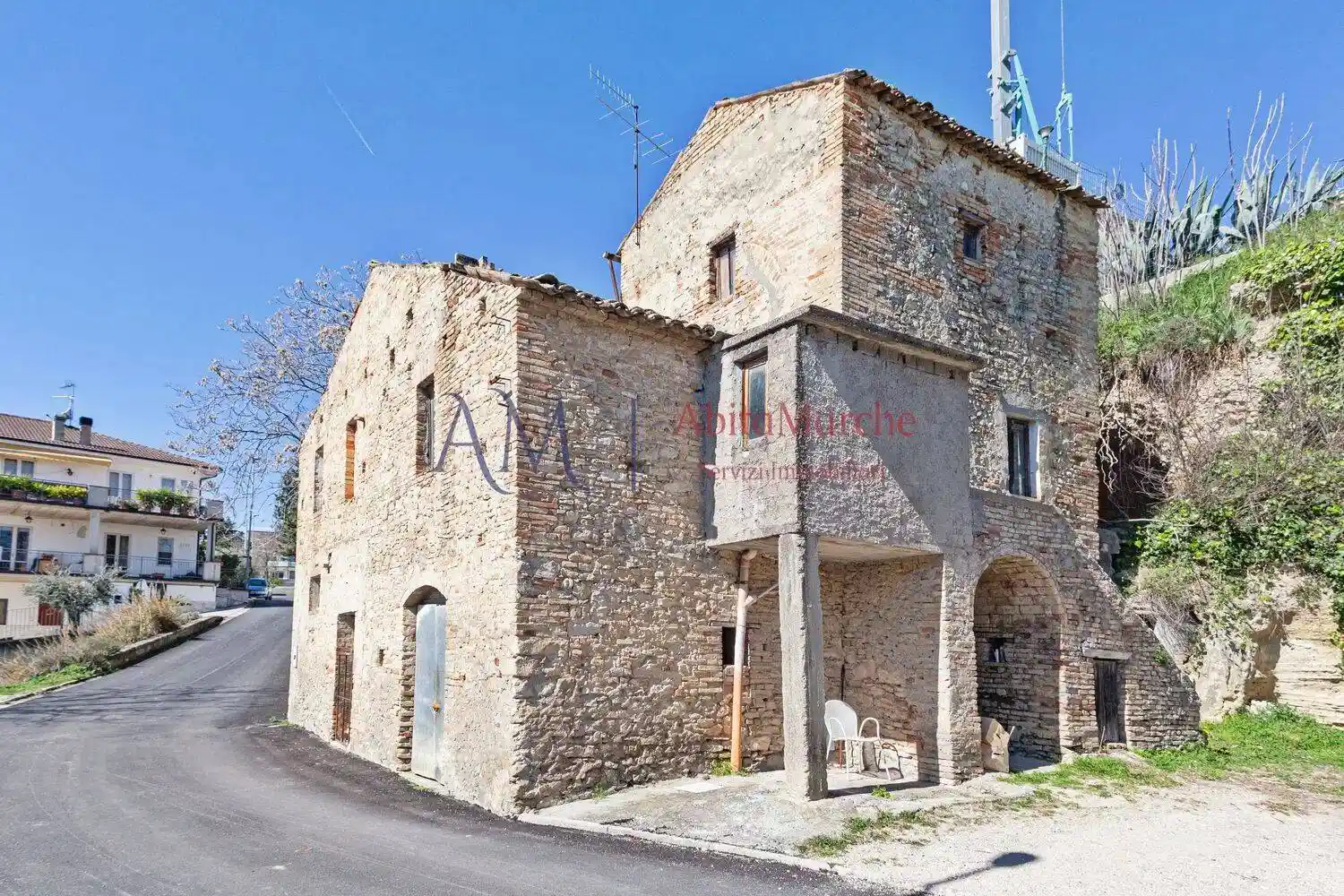 Villa in vendita a Montefiore dell'Aso