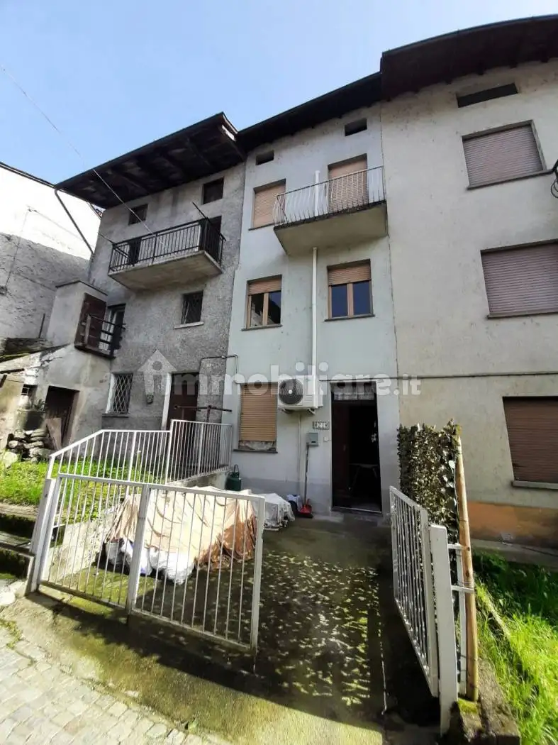 Casa indipendente in vendita a Forcola