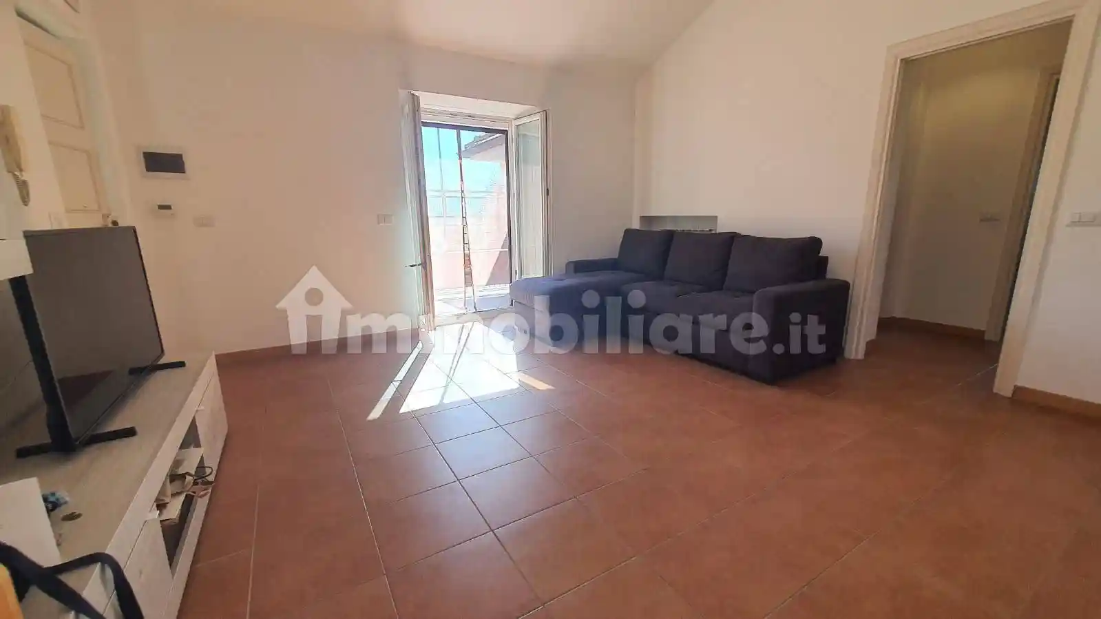 Trilocale via delle Langhe, Valle Santa, Roma - foto 2