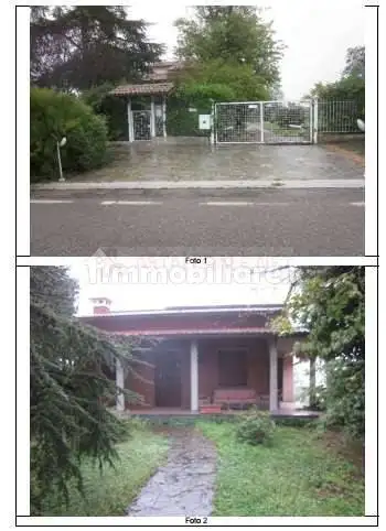 Villa in asta a Castana