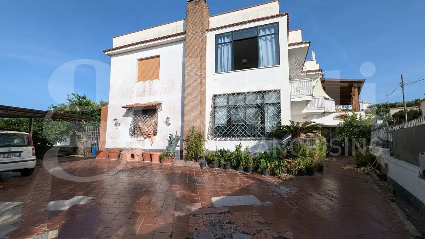 Appartamento in vendita a Bacoli