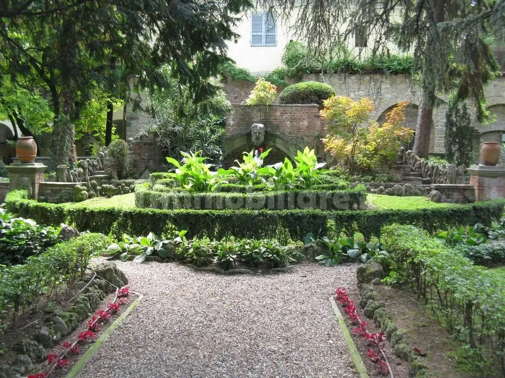 Palazzo - Edificio in vendita a Padova