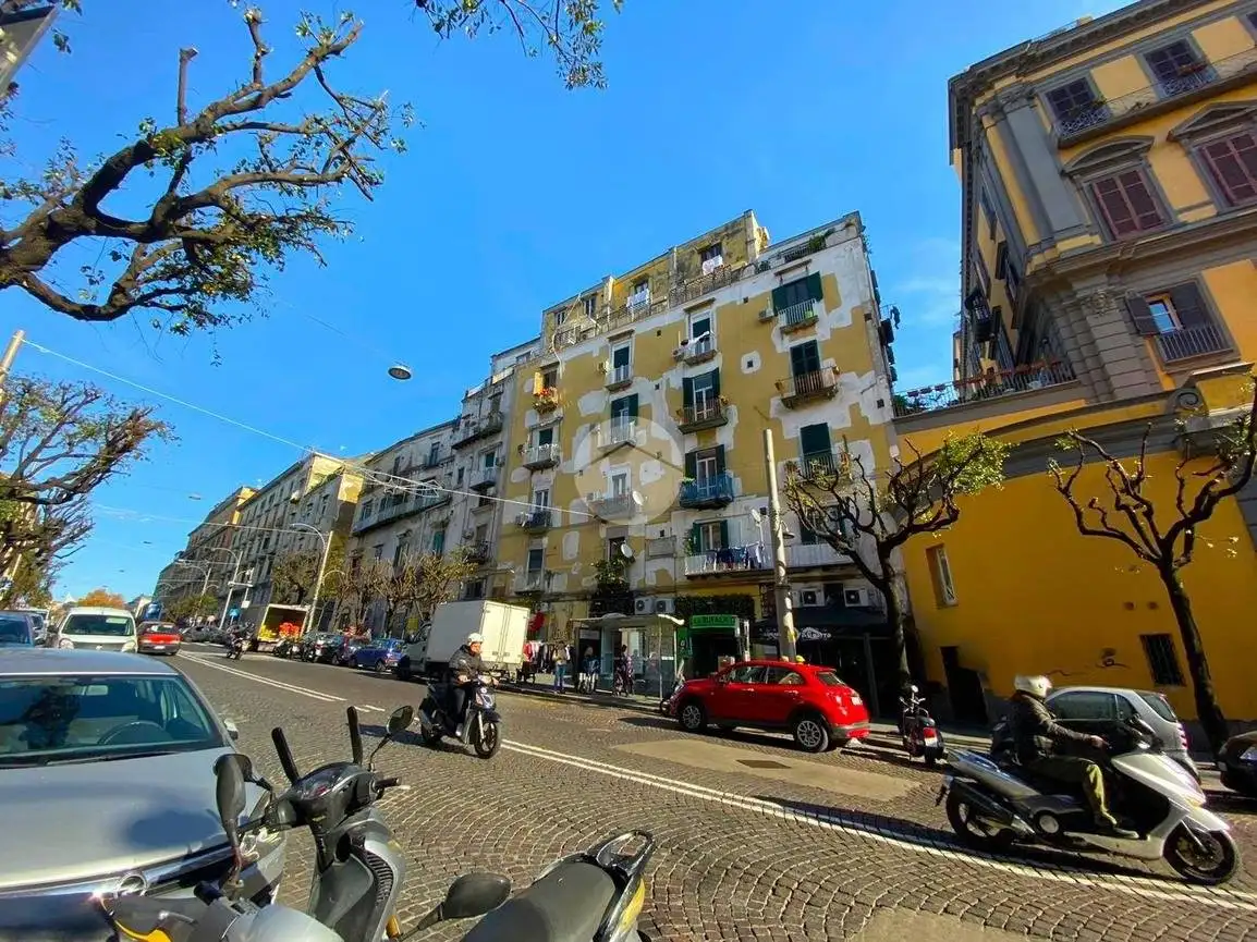 Appartamento in affitto a Napoli