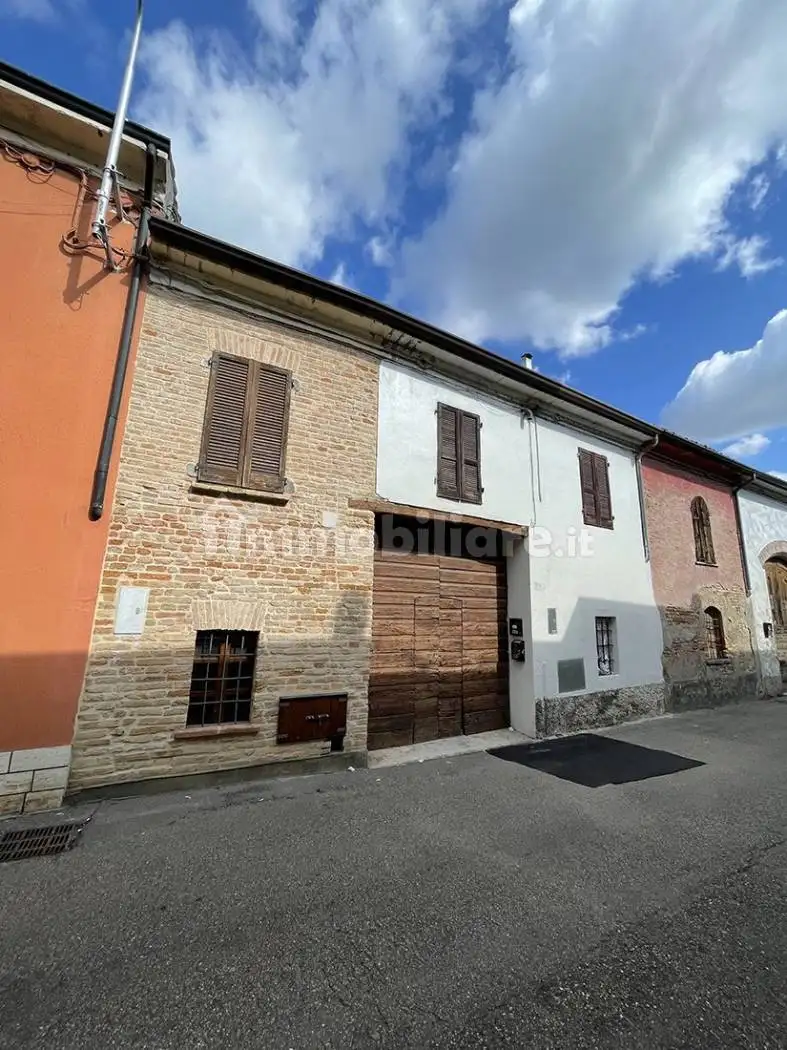 Casa indipendente in vendita a Piadena Drizzona