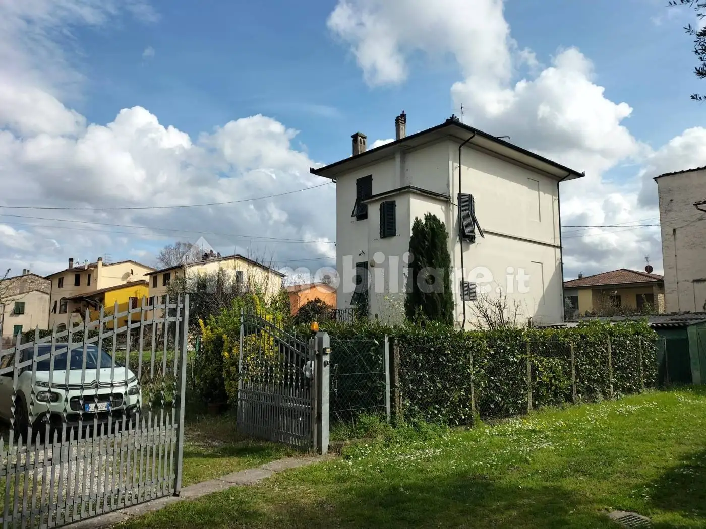 Villa in vendita a Lucca