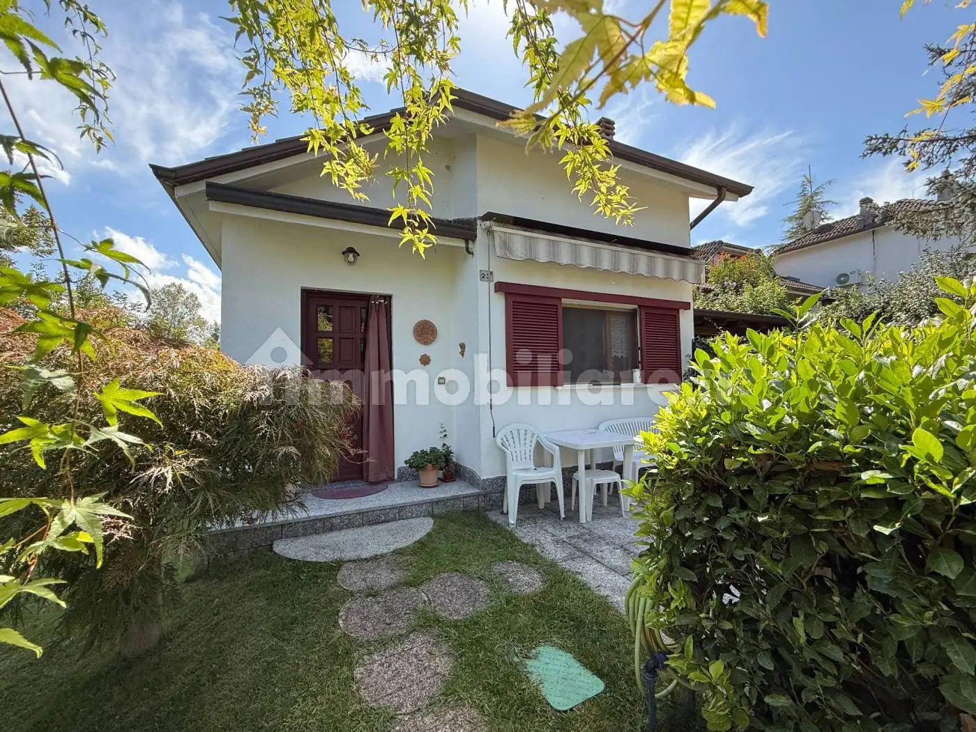 Villa in vendita a Godiasco Salice Terme