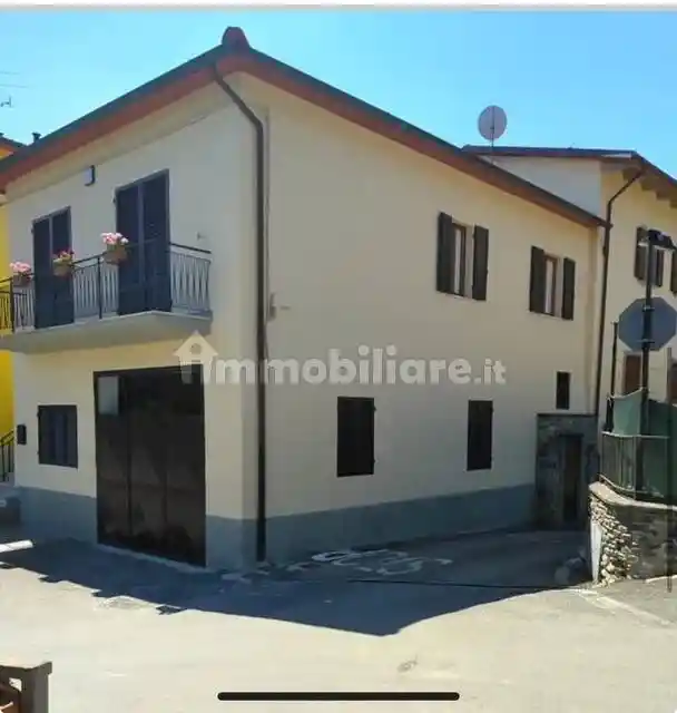 Casa indipendente in vendita a Bibbiena