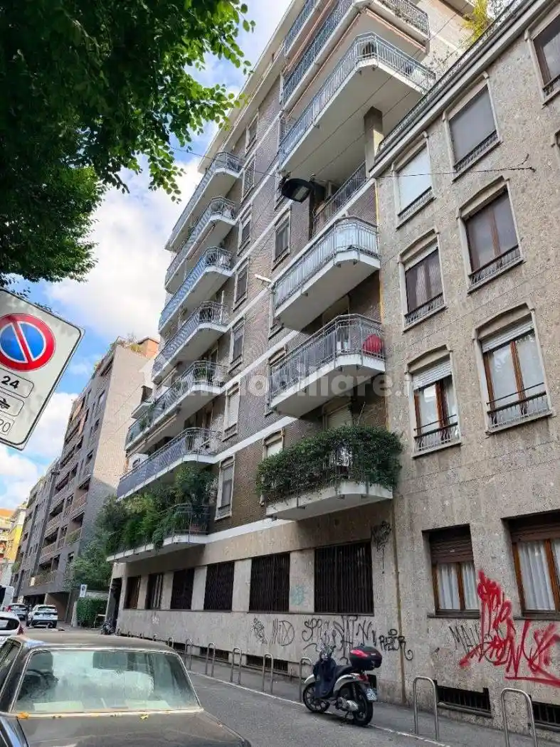 Bilocale via Montecatini 15, Solari, Milano - foto 3