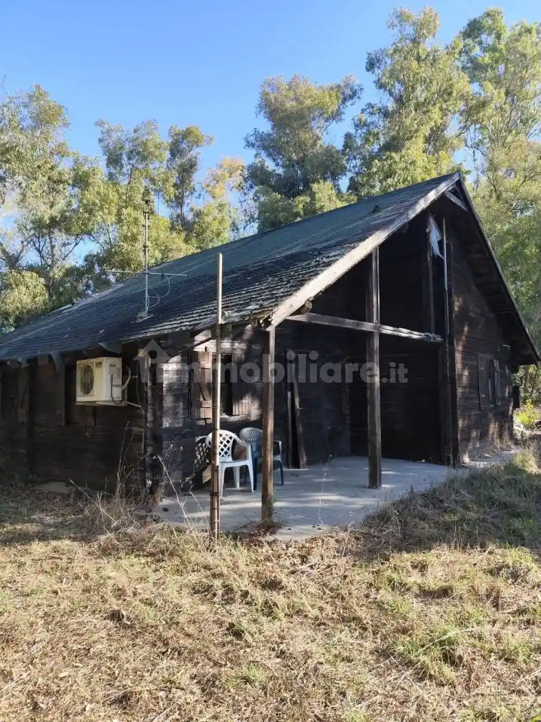 Rustico - Casale in vendita a Latina