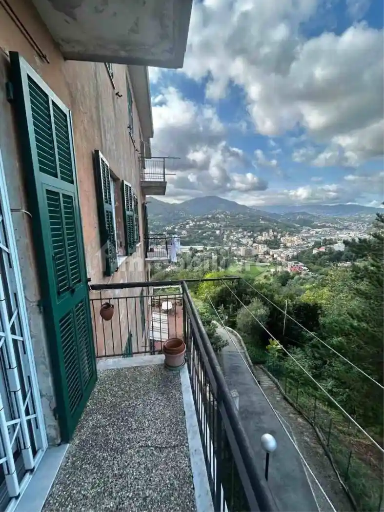 Appartamento in vendita a Genova