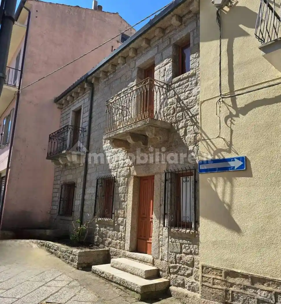 Villa in vendita a Tempio Pausania