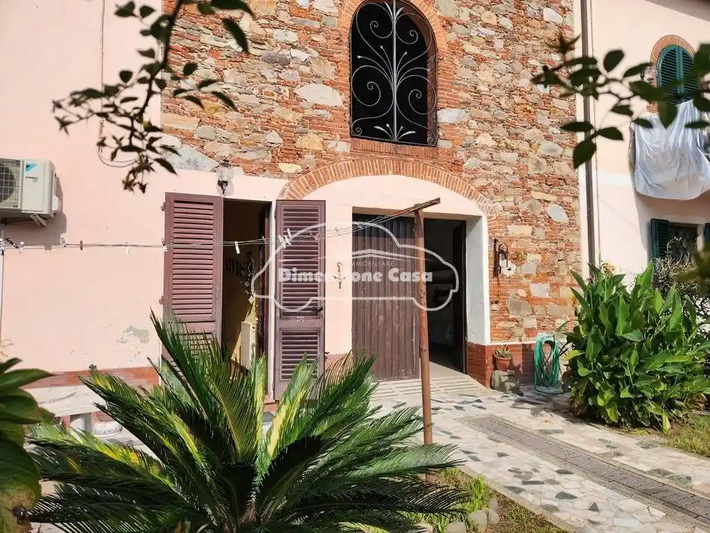 Terratetto unifamiliare via Vecchia Romana,, Antraccoli, Lucca - foto 2