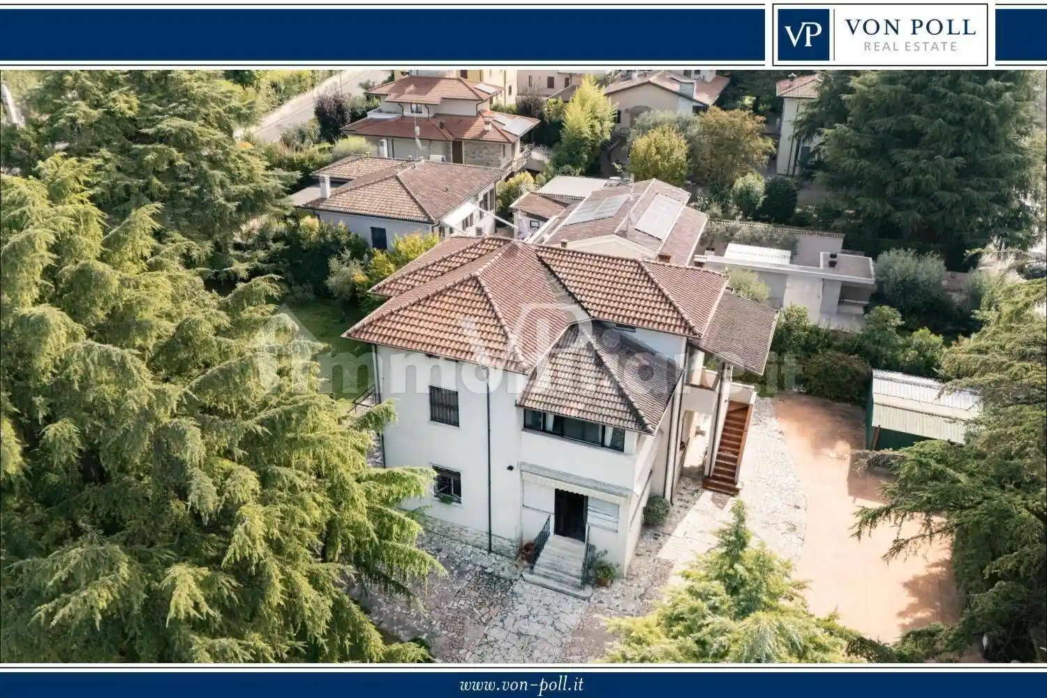 Villa in vendita a Lonato del Garda