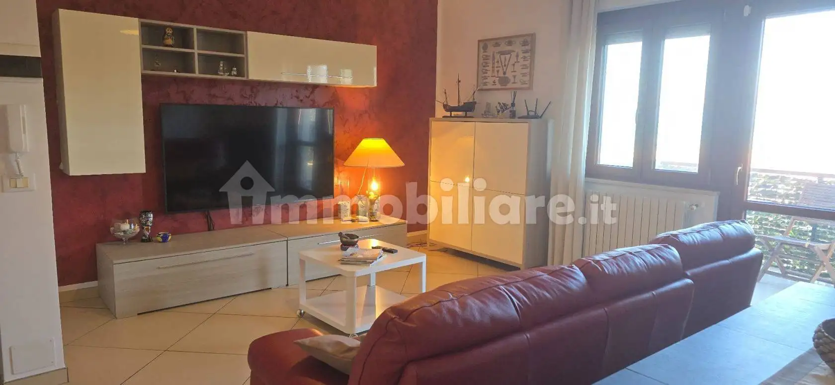 Appartamento in affitto a Ortona