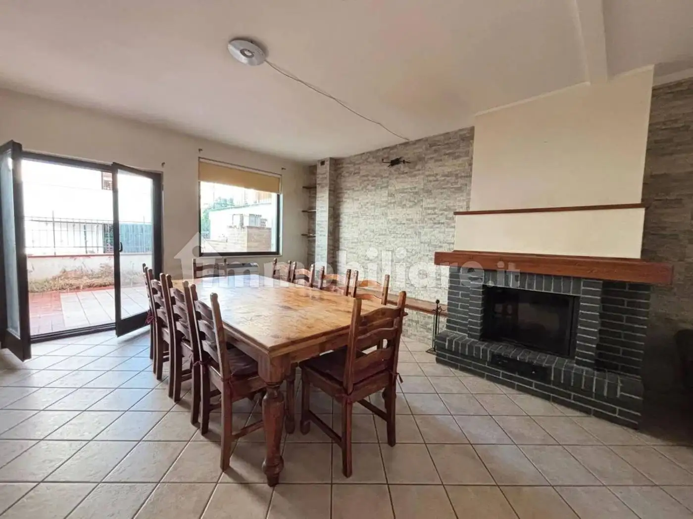 Villa in vendita a Introdacqua