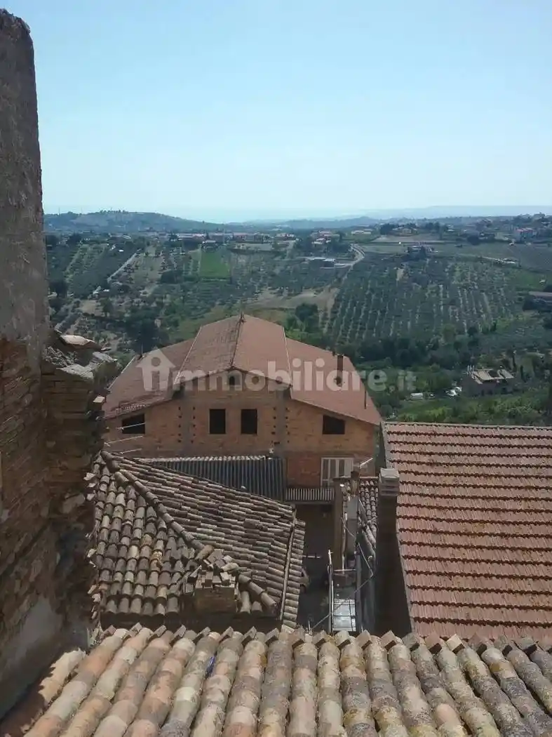 Villa unifamiliare via Vittorio Emanuele Iiiᵒ, 11, Centro, Monteodorisio - foto 2