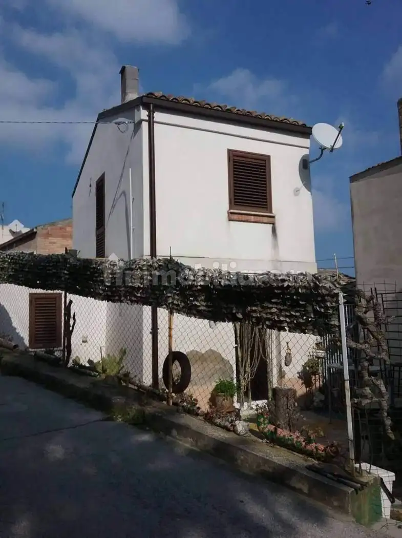 Villa in vendita a Monteodorisio