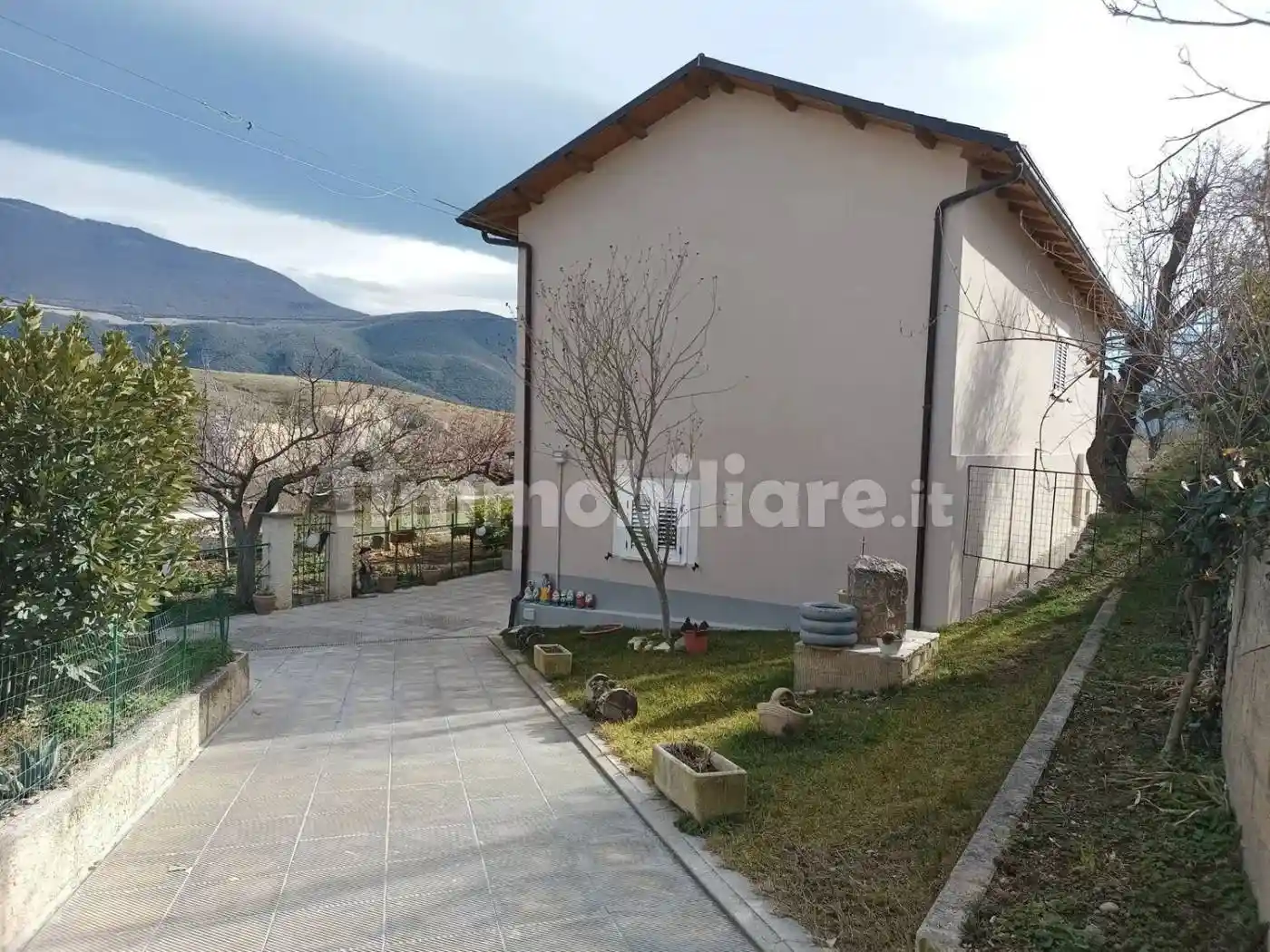 Villa unifamiliare Ss602, 181, Capestrano - foto 3
