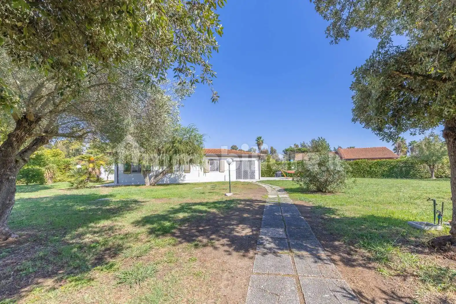 Villa unifamiliare Strada Isola Bella 43, Latina Lido, Latina - foto 2