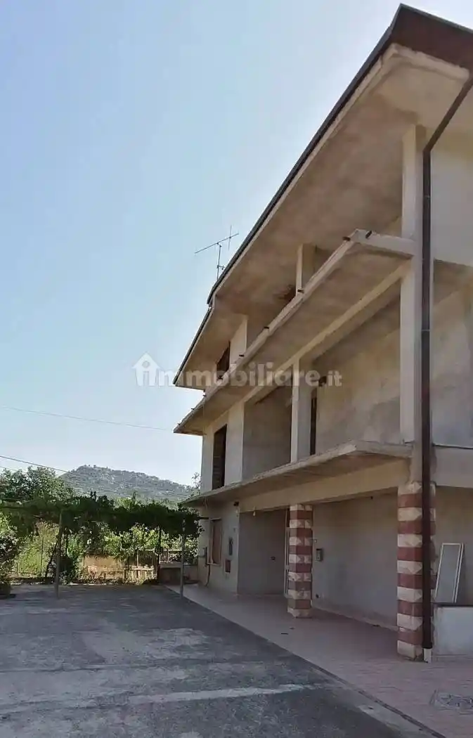 Villa unifamiliare via Vallefiorita No Number, Vallefratta, Castro dei Volsci - foto 5