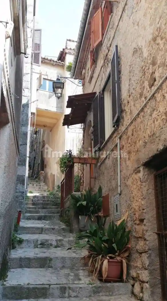 Trilocale via Del Bivio, 1, Centro, Castro dei Volsci - foto 3