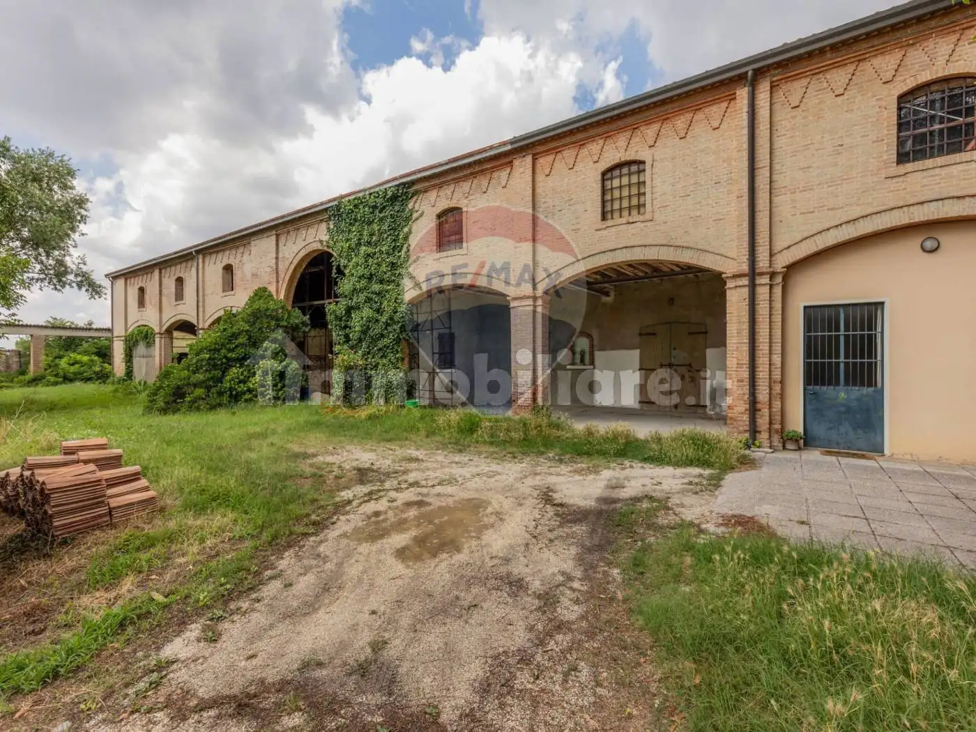 Rustico - Casale in vendita a Fossò