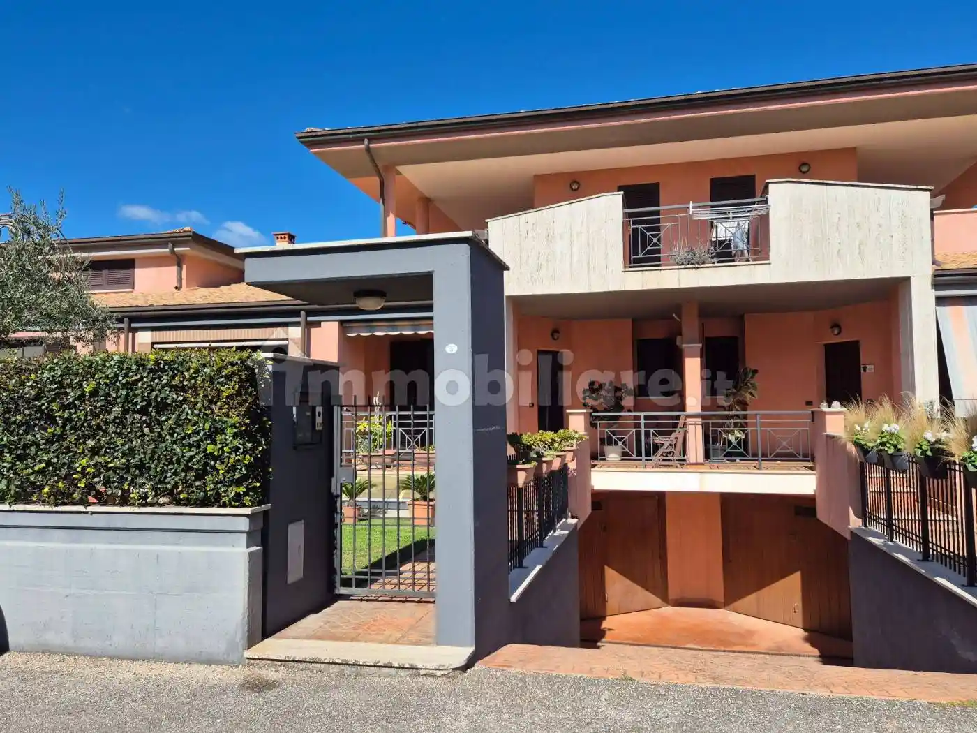 Villetta a schiera in vendita a Latina