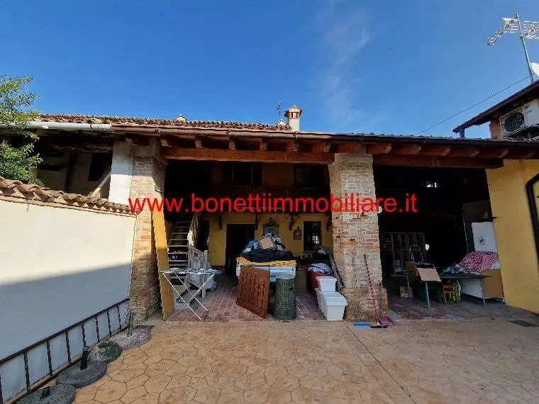 Rustico - Casale in vendita a Capergnanica