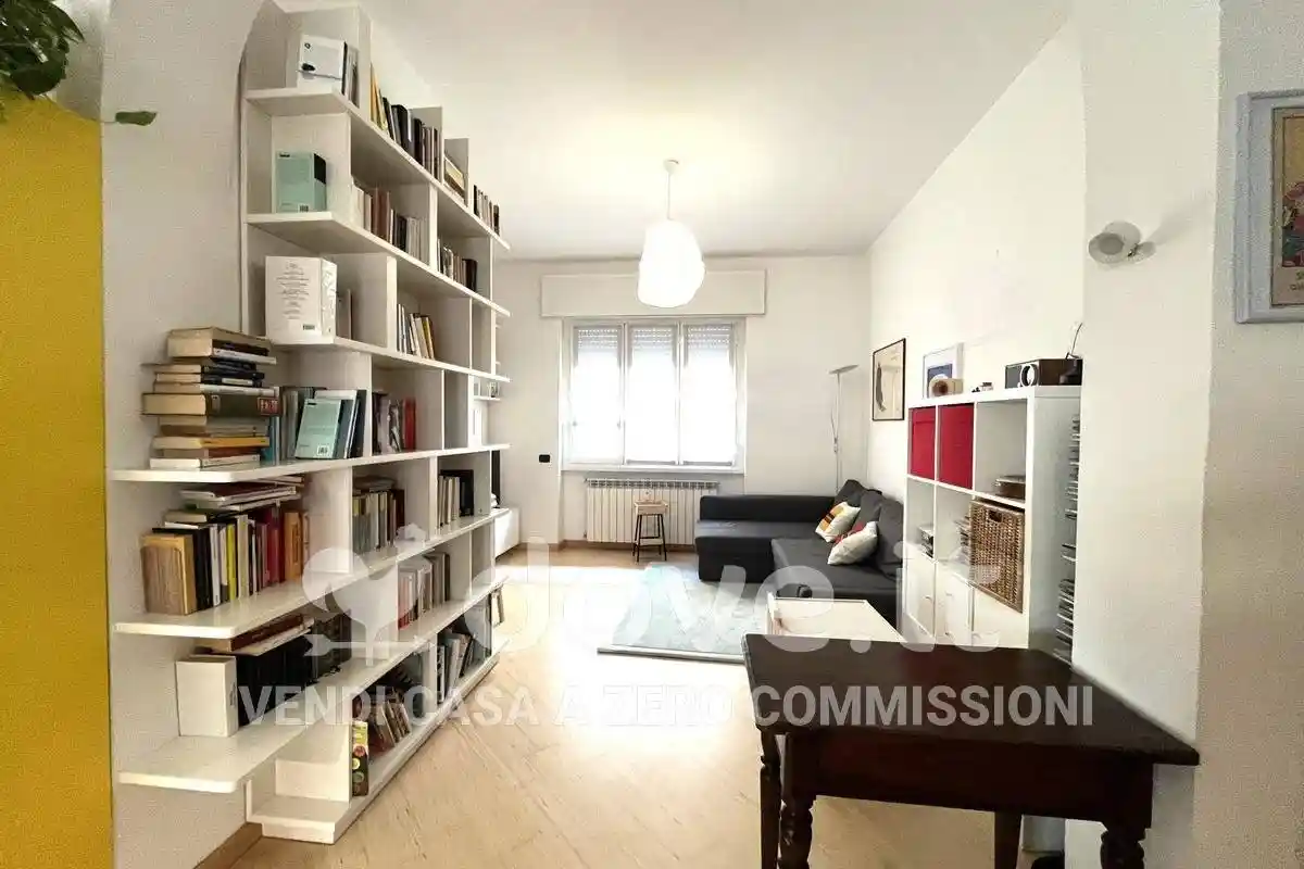 Appartamento in vendita a Villasanta