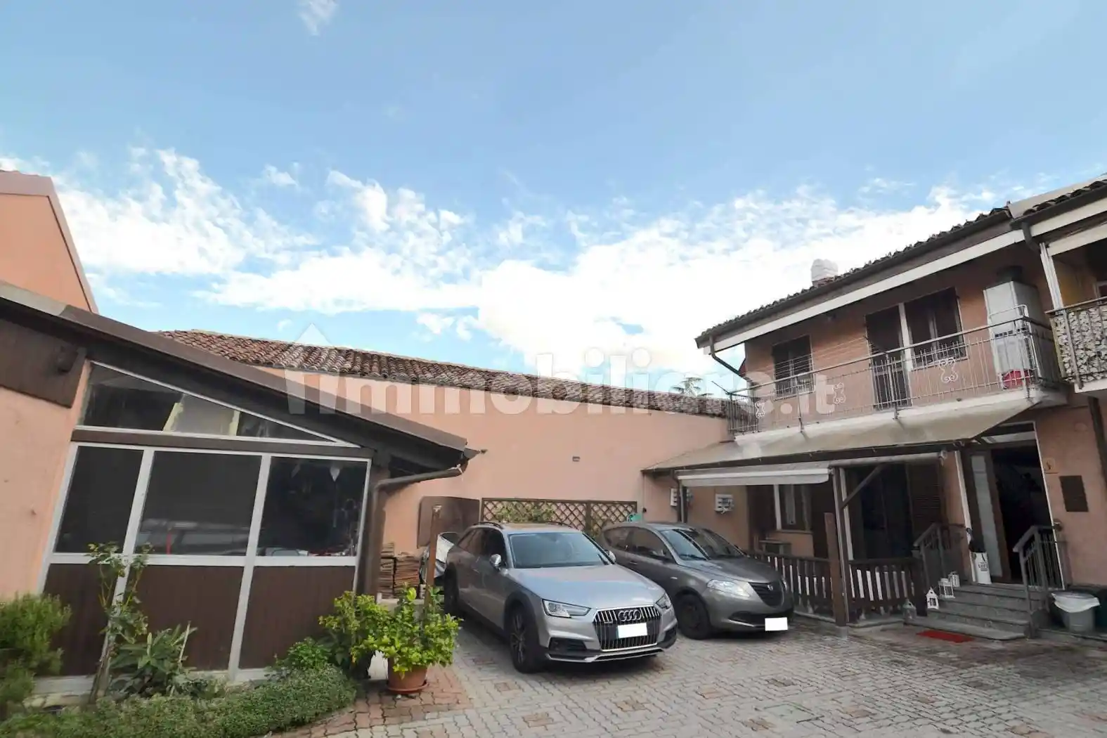 Casa indipendente in vendita a Rivoli