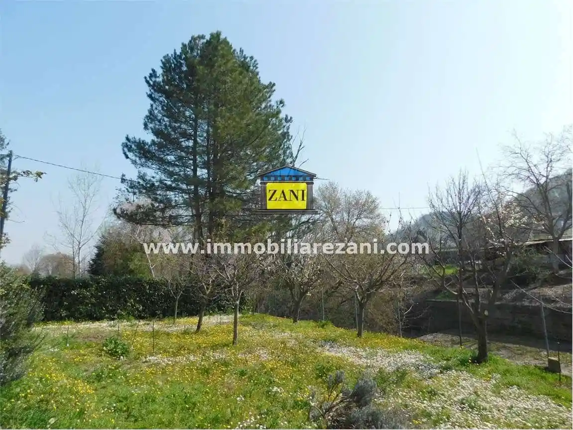 Palazzo - Edificio in vendita a Salsomaggiore Terme