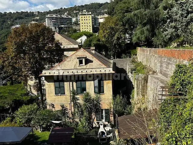 Appartamento in affitto a Genova