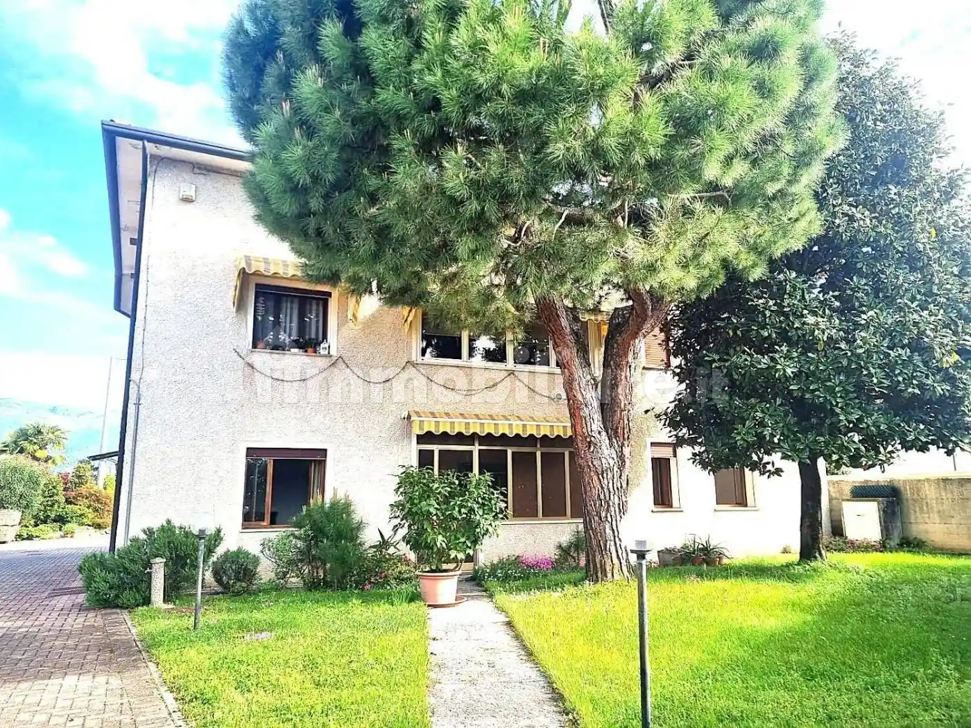 Villa in vendita a Bassano del Grappa