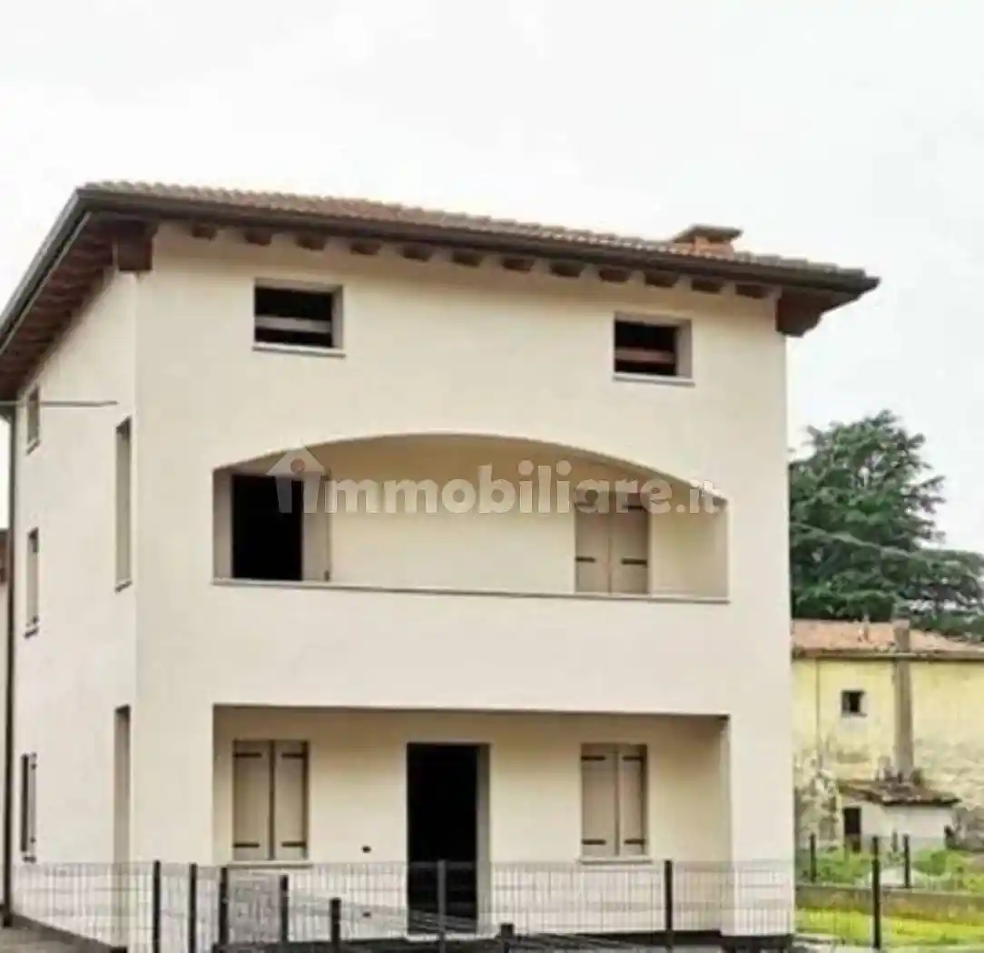 Villa in vendita a Rosà