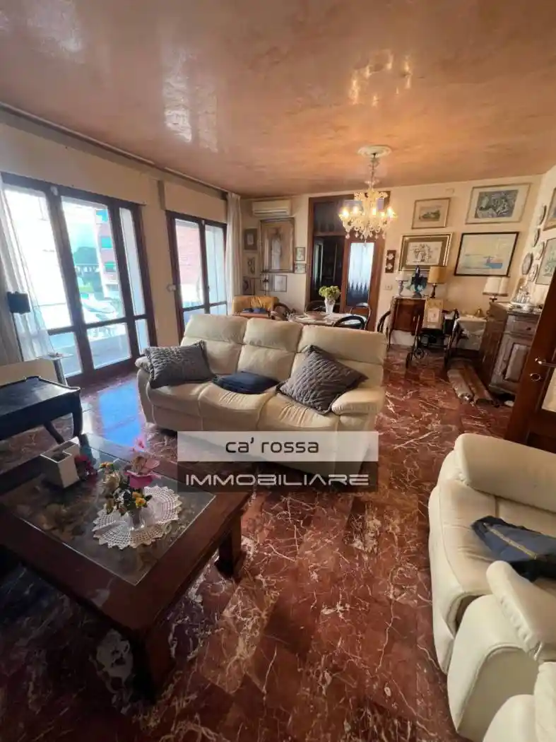 Appartamento in vendita a Venezia