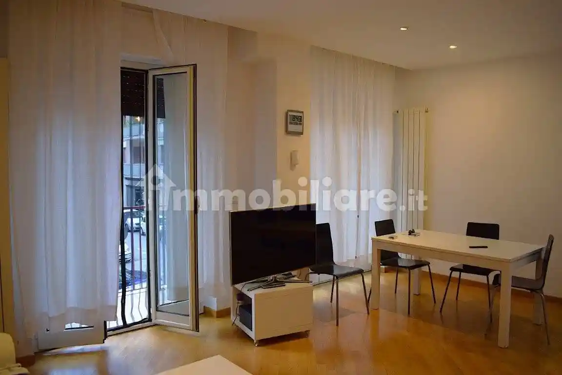 Trilocale via Nicola Fabrizi 185, Piazza Salotto - Corso Umberto, Pescara - foto 4