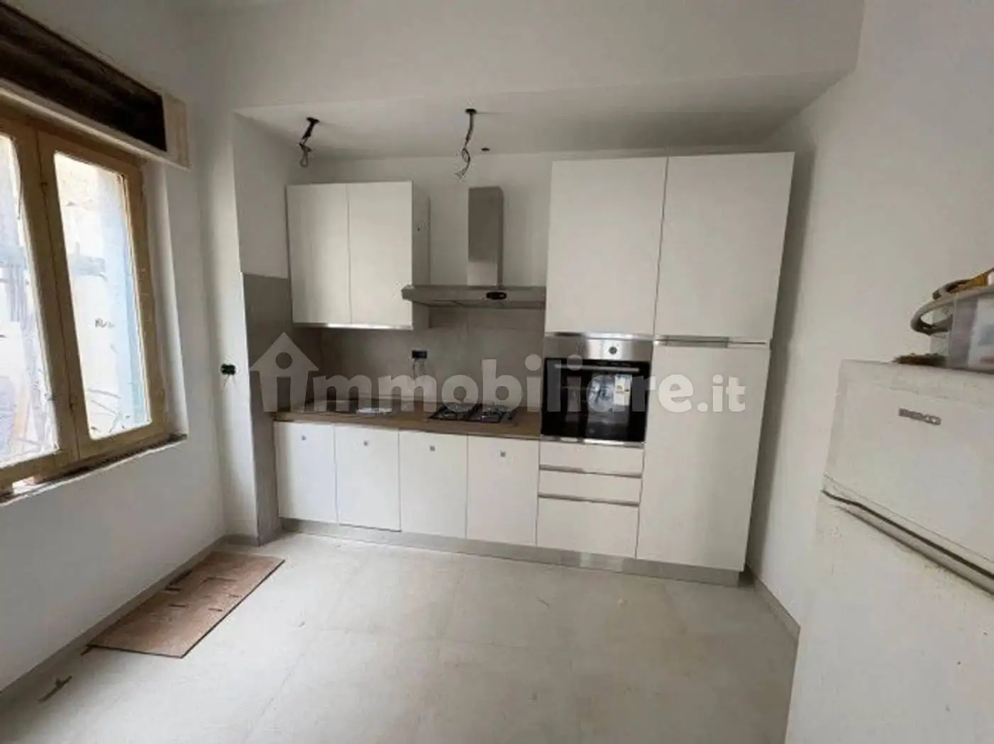 Appartamento in affitto a Carrara