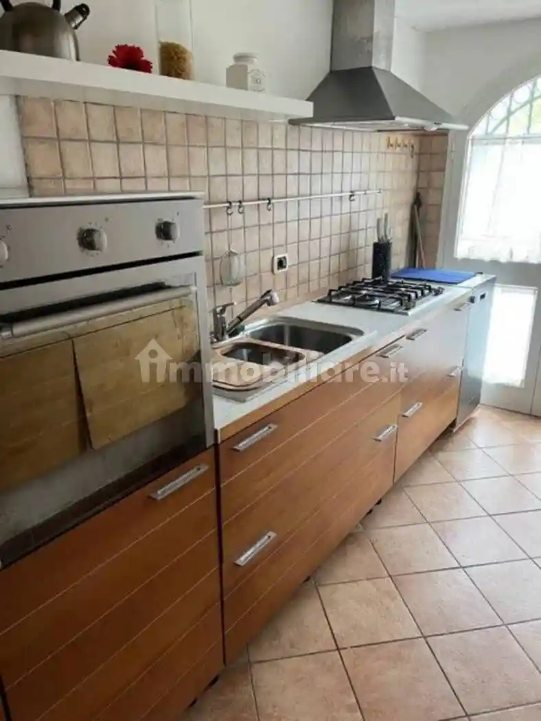 Appartamento in vendita a Montignoso