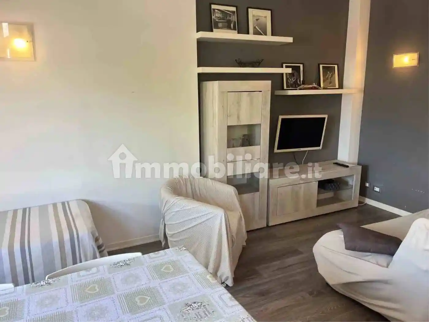 Trilocale Neighbourhood: Ronchi, Marina di Massa Centro, Massa - foto 5