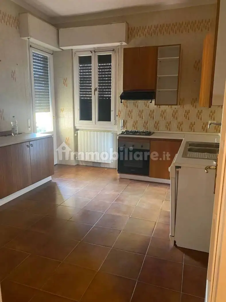 Appartamento in affitto a Massa