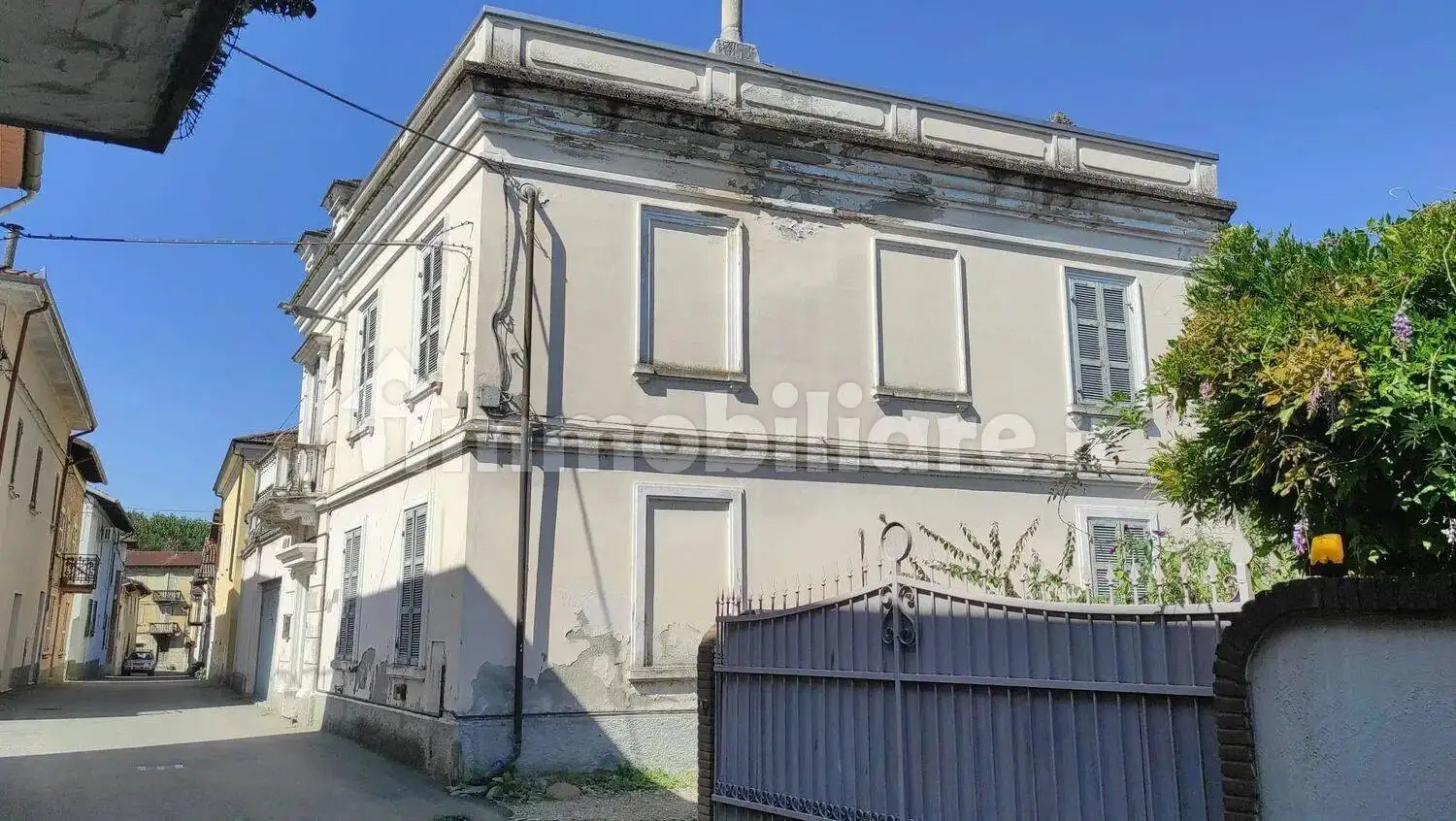 Villa in vendita a Castelnuovo Bormida