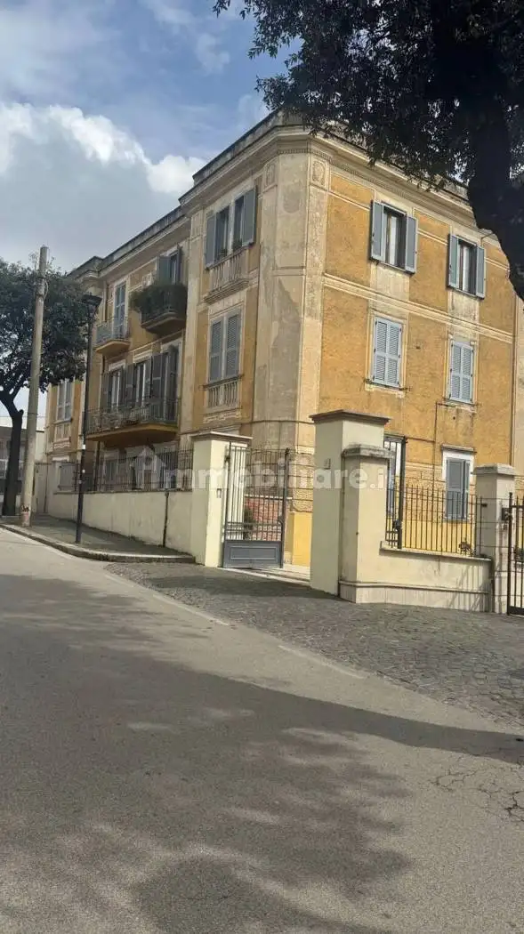 Appartamento viale Regina Margherita, Centro Storico, Velletri - foto 4