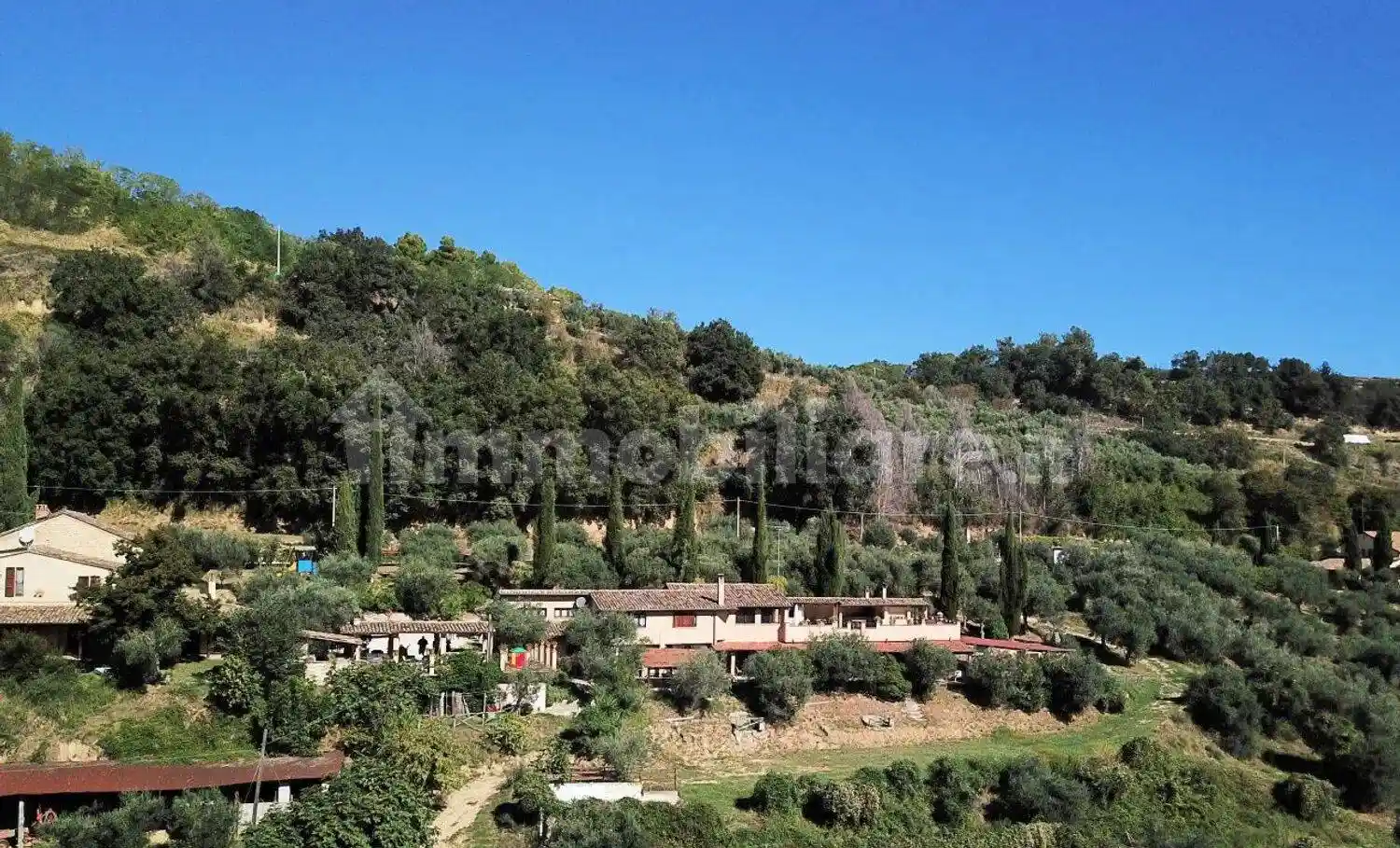 Rustico - Casale in vendita a Montefiore dell'Aso